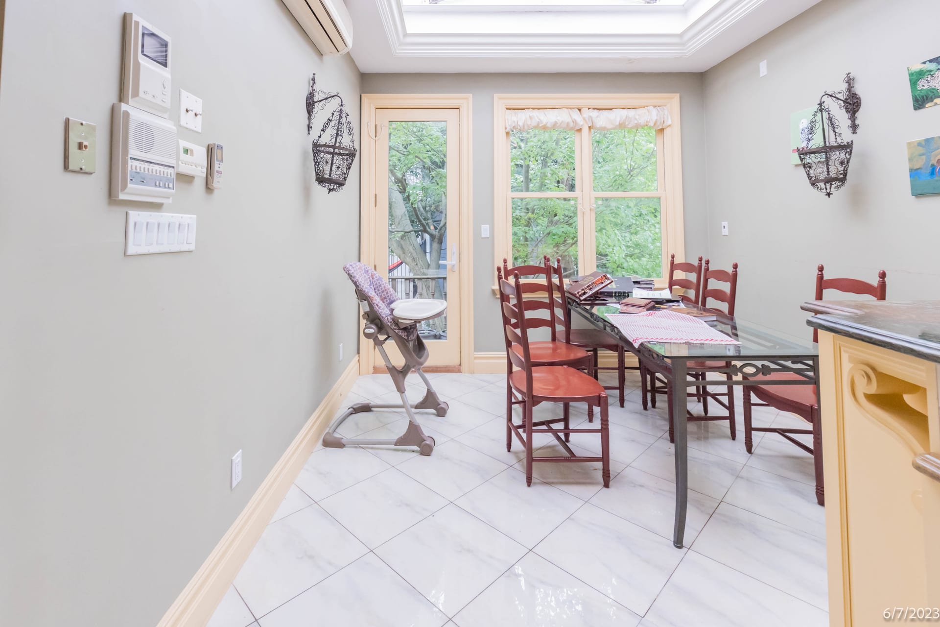 Dining area wall and window integrity documentation from an OpenDoors360 pre-construction survey in New York City.
